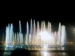 -东港音乐喷泉广场