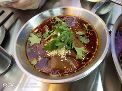 -蓉三少冒烤鸭·四川小吃集(北京首店)