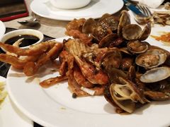 -东方红海鲜百汇(国际大厦店)