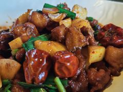 头牌干椒鸡-隔壁老王·家常云南菜(花巷店)