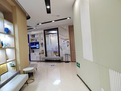 -柏乐口腔医院·舒适化无痛种植牙中心(东盟商务区院)