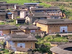 -初溪土楼群