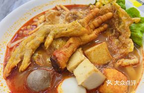 Miao Sour Snail Noodles with Chicken and Duck Feet