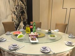 -壹号院音乐餐厅•烤全羊•新疆菜(浐灞店)