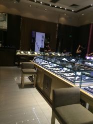 -潮宏基(万象城店)