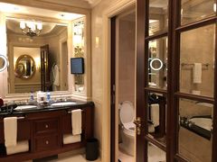 -广州富力丽思卡尔顿酒店