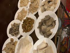 -天宜隆蘑菇宴火锅(石景山旗舰店)