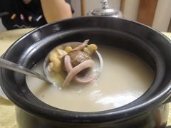 白果猪小肚汤-粤友餐厅