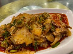 -石磨豆花家常菜·牦牛排土火锅