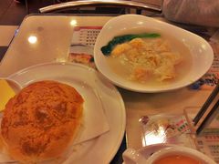 菠萝油+云吞-翠华餐厅