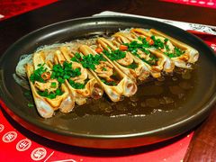 葱油竹蛏王-蚝魁竹笼蒸生蚝 余杭店