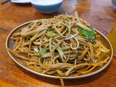 五香豆腐丝-老姑砂锅·烧烤天津菜(体北道店)