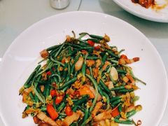 -松沪名灶·豆浆鱼头·新上海菜(飞航吾悦广场店)