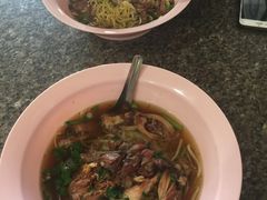 -马里奥明星猪脚饭
