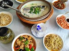 -天乐农家鱼头王(天目湖店)