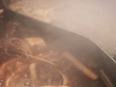 -肖肖酸萝卜鱼火锅(总店)