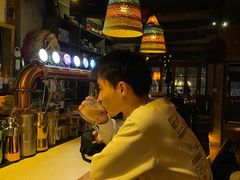-城墙外BAR
