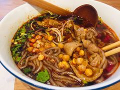 -麻婆婆白家肥肠粉(海岸城店)