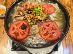 -乡土特色.冷锅鱼.牦牛肉汤锅