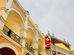 -佛罗伦萨小镇广佛名品奥特莱斯(疏港路店)