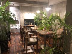 -HIGH FIVE哈福手工汉堡(桂林路店)