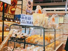 面包甜点陈列柜-天母蓝鸟西餐厅·烘焙蛋糕(十三碗店)