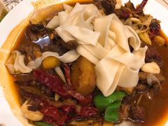 新疆特色大盘鸡-新疆儿子娃娃餐厅(锦华街店)