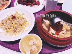 汽锅老母鸡汤-和记小菜(大宁店)