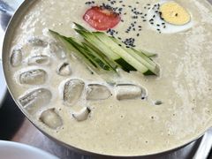 -亲昵春川鸡排(韩国美食街店)