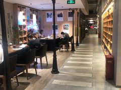 -百新书局(尚悦湾店)