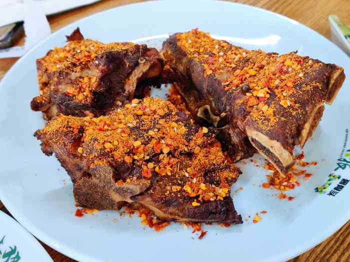 丛林狼酱骨头(高新店)-"品尝了酱骨头,烤骨头.味道杠杠的.