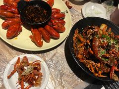 -巴厘龙虾·榜首油焖大虾(音乐学院·沿江酒馆店)