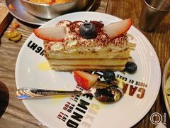 -The BREW·酿餐厅(浦东嘉里大酒店)