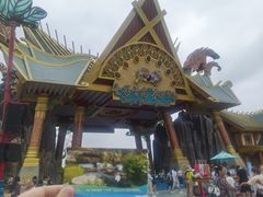 -七彩云南欢乐世界