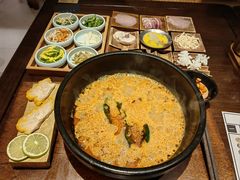 -银米·云南传统过桥米线(双廊黑金冠店)