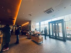 -星巴克臻选(呼和浩特维多利摩尔城店)