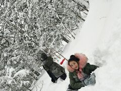 -亚布力新体委滑雪场