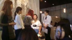 点击看大图 -THE QUEEN(北京店)