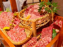 -山川小町·极番烧肉(新地假日广场店)