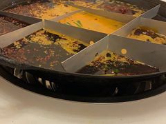 -岗上渣渣老火锅(两路口店)