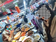 -喝丢一只鞋海鲜烧烤·海肠捞饭(东关街店)
