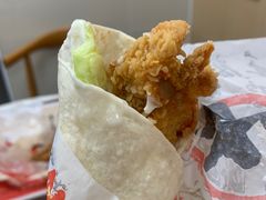 -华莱士 炸鸡汉堡(卜蜂店)