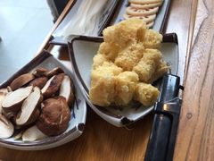 -毛辣果·贵州红酸汤牛肉火锅(西单店)