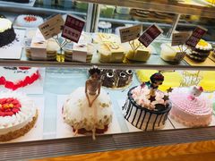 -焙丽拾光(麦凯乐直营店)