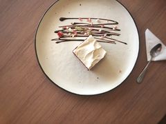 红丝绒蛋糕-109 COFFEE(建筑学院店)