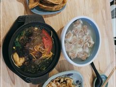 -老新隆牛肉锅贴(新街口店)