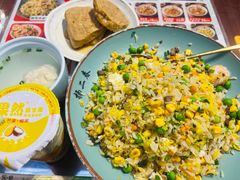 -扬二春炒饭(国庆路总店)