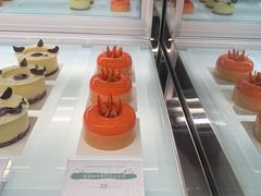 -潮一不贰·法式甜品·生日蛋糕·西式简餐(外滩店)