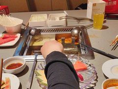 -海底捞火锅(吾悦广场店)