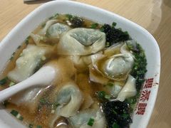 -双燕楼·手工馄饨·汤面小吃(世纪汇店)